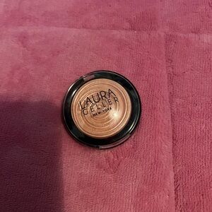 Laura Geller Baked Gelato Swirl Highlighter in Peach Glow
